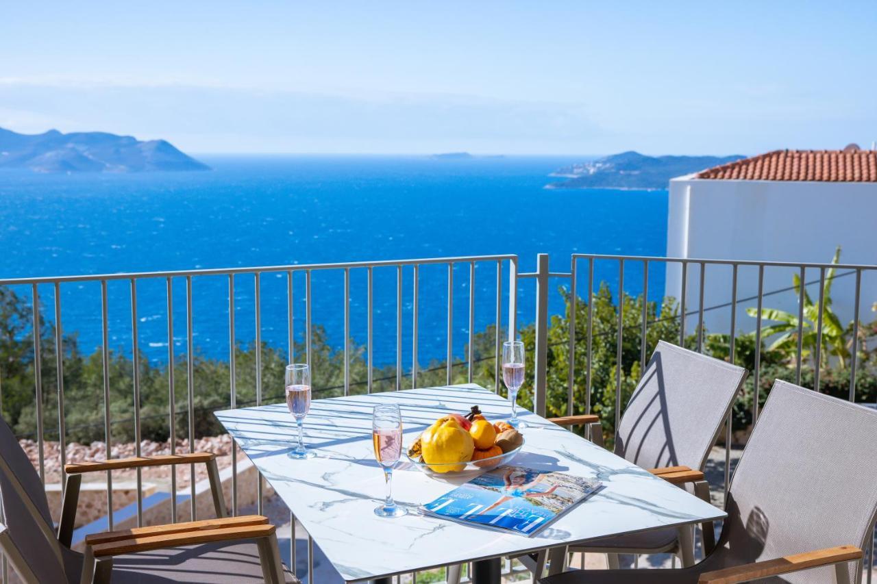 Goekyuezue Suit Apart Kaş Exteriér fotografie