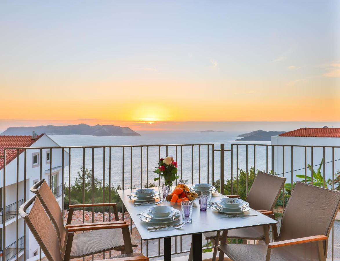 Goekyuezue Suit Apart Kaş Exteriér fotografie