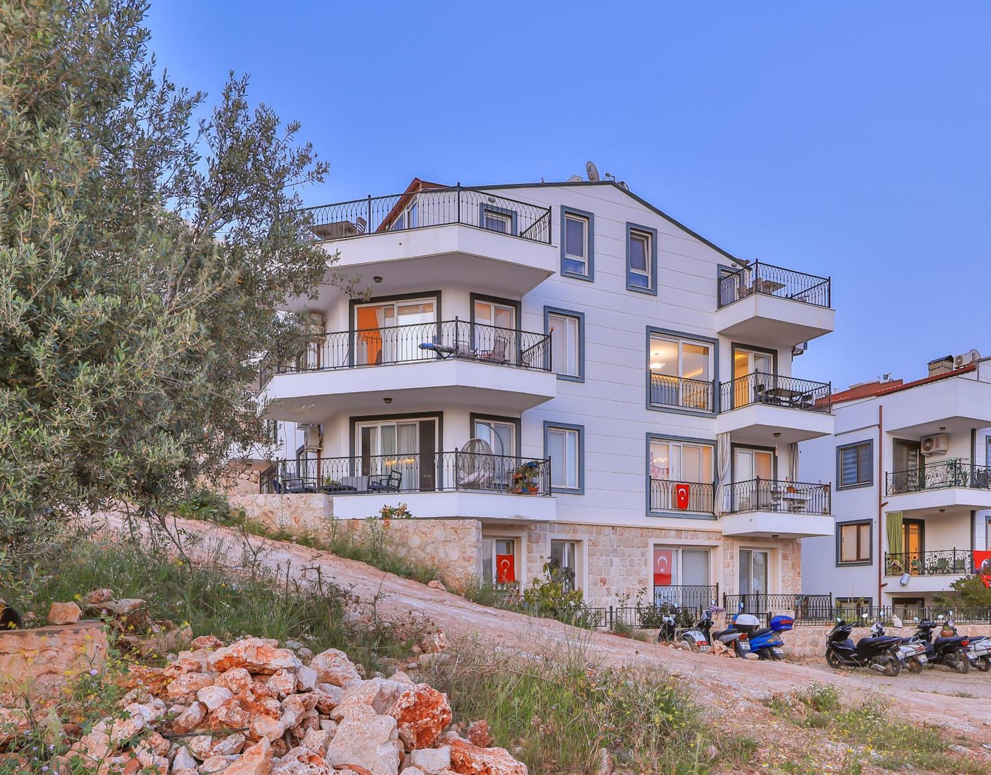 Goekyuezue Suit Apart Kaş Exteriér fotografie
