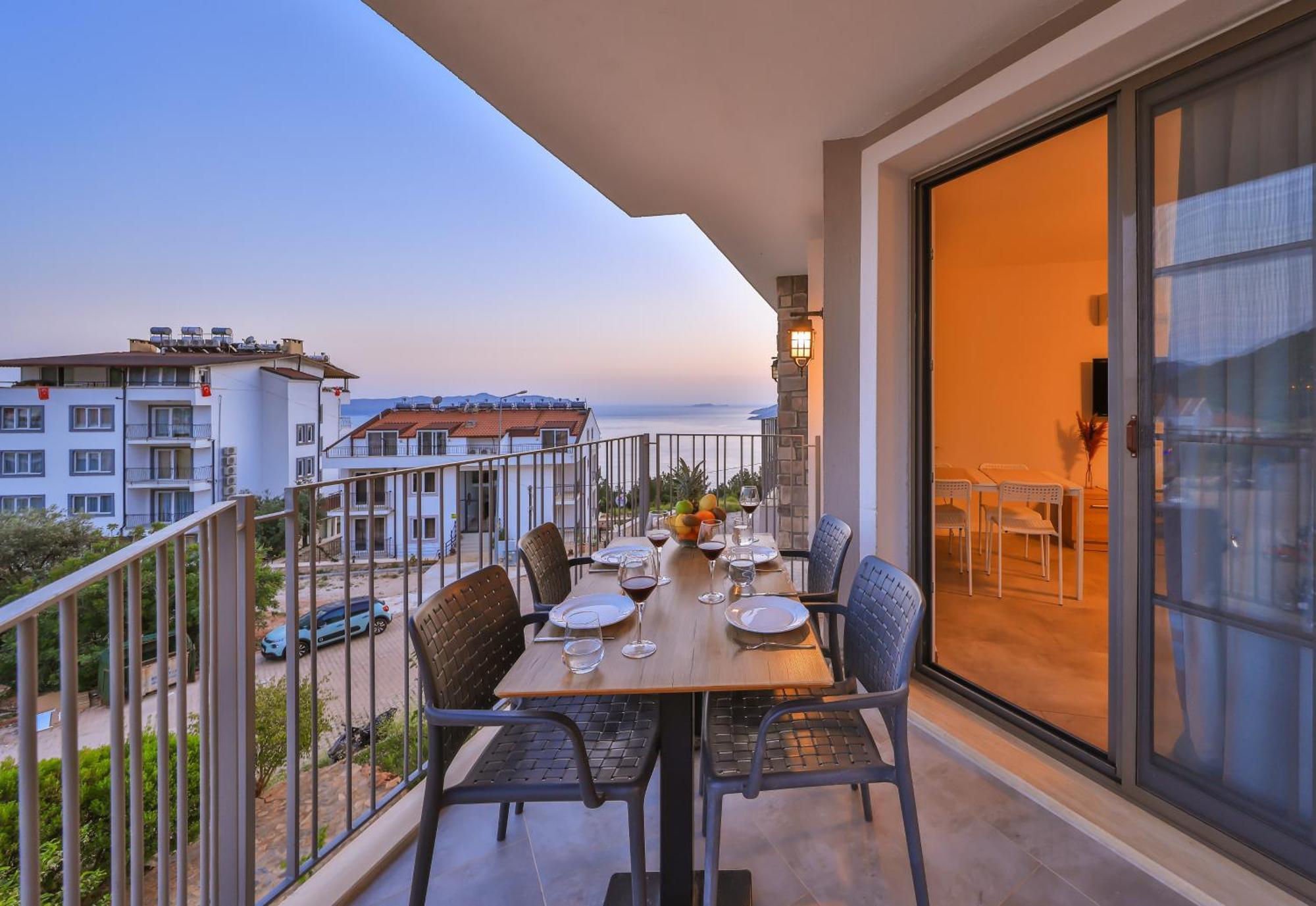Goekyuezue Suit Apart Kaş Exteriér fotografie