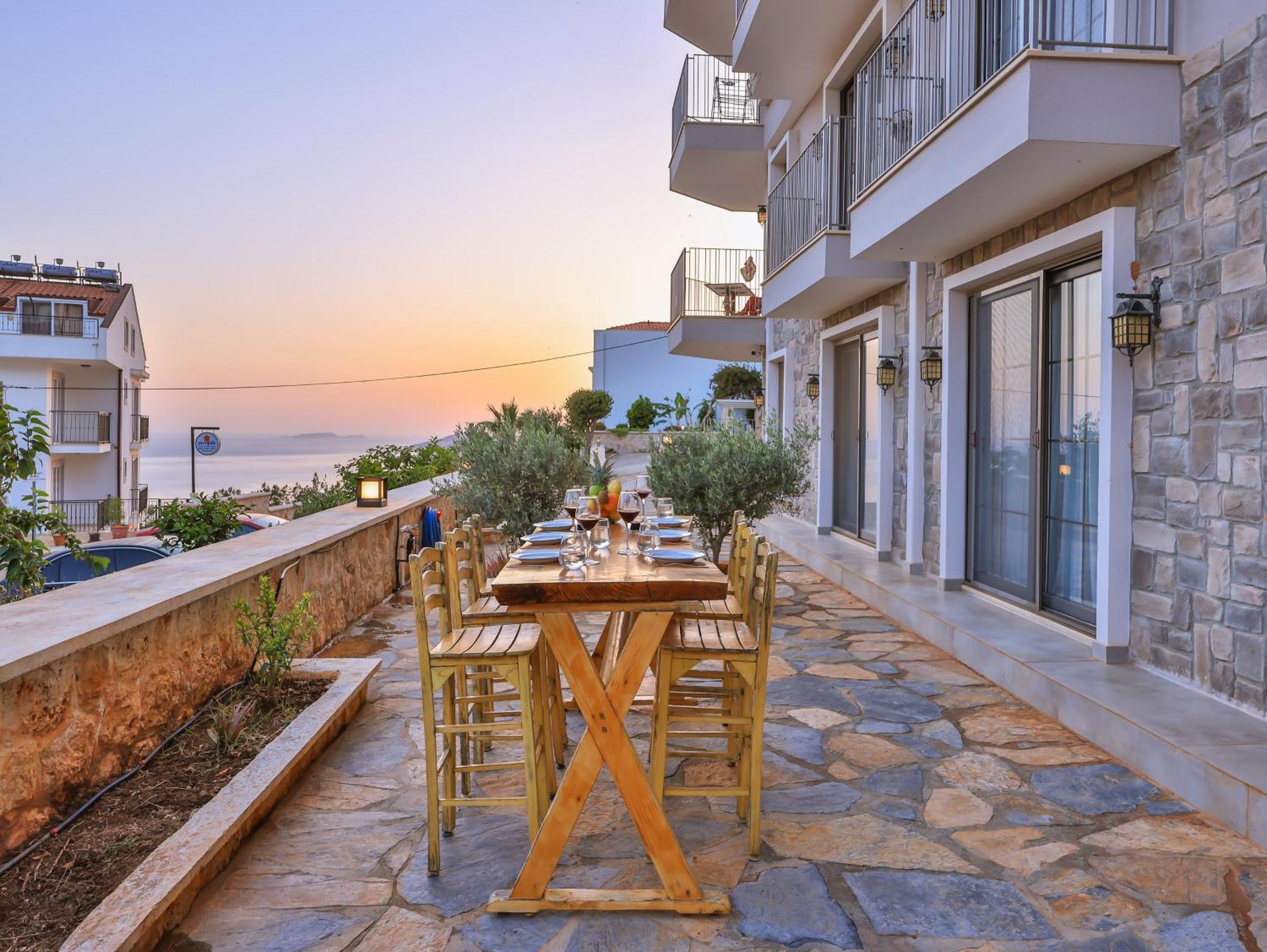 Goekyuezue Suit Apart Kaş Exteriér fotografie